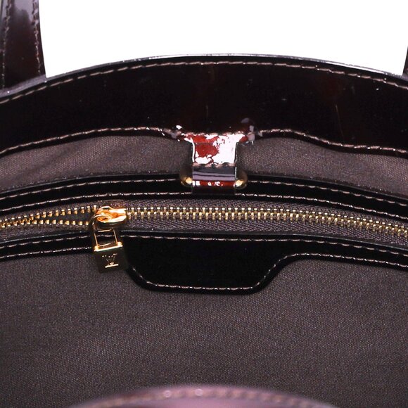 Louis Vuitton Vernis Rayures Wilshire PM Amarante Stripe Patent Leather - Picture 8 of 10